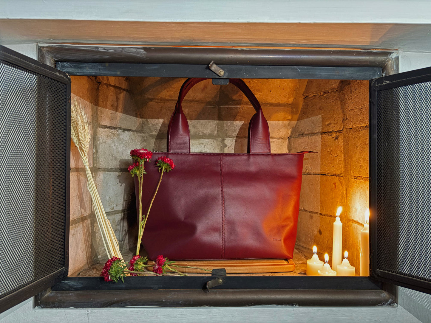 BOLSO DOÑA MERCEDES VINO TINTO - CUERO GENUINO