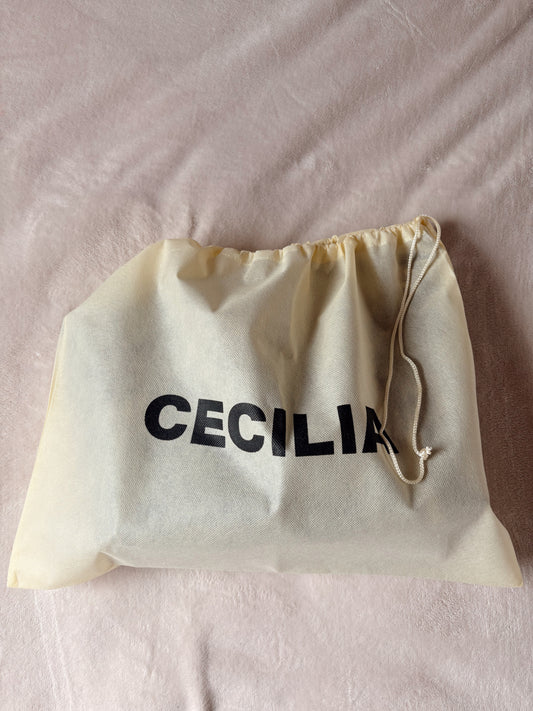 CUBREPOLVO CECILIA - KAMBRE MARFIL 50 X 39 cm