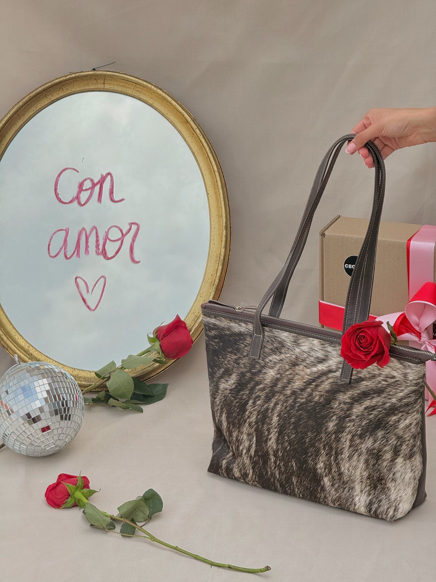 COMBO PAREJAS - BOLSO + LLAVERO SORPRESA