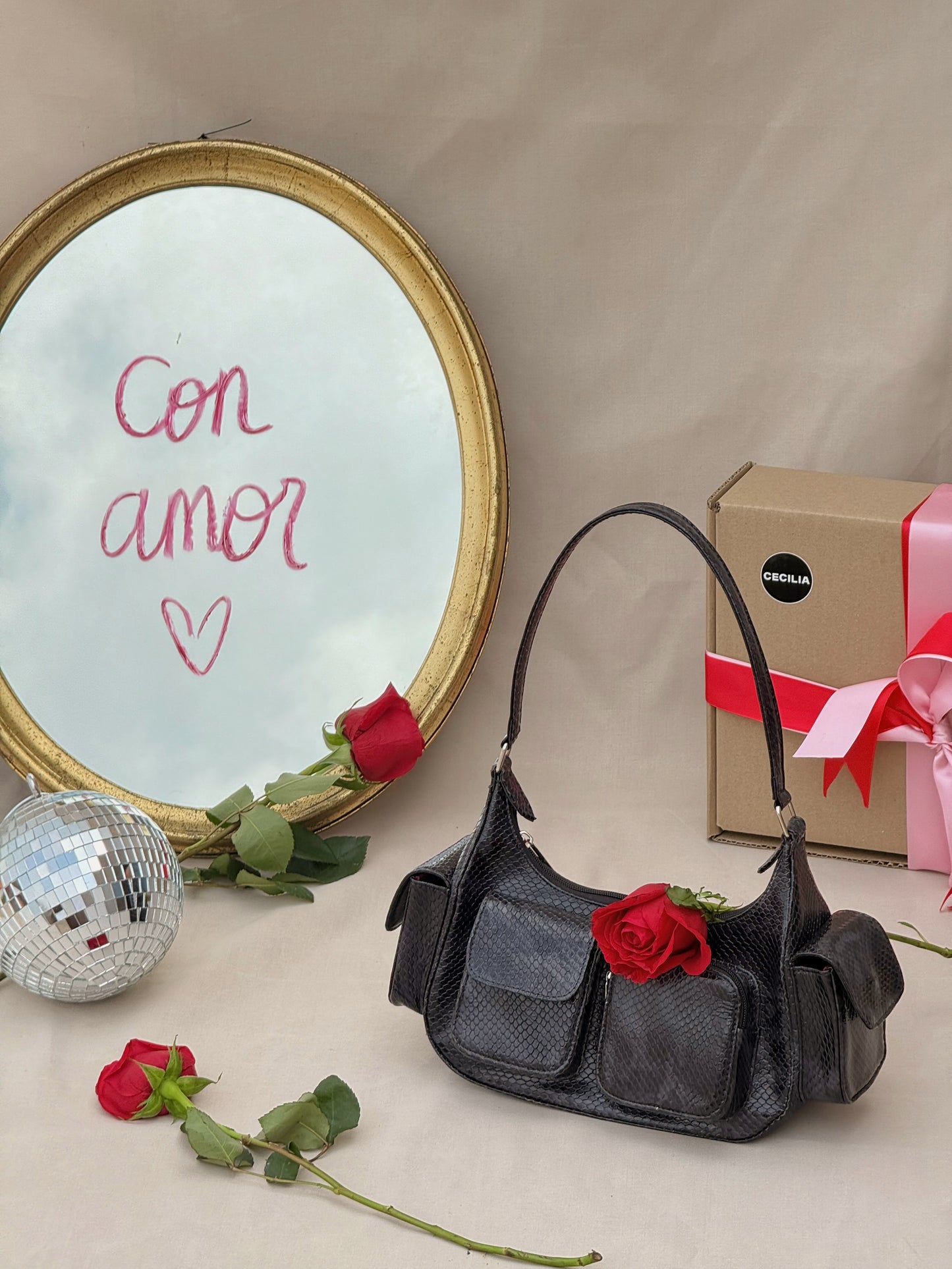 COMBO PAREJAS - BOLSO + LLAVERO SORPRESA