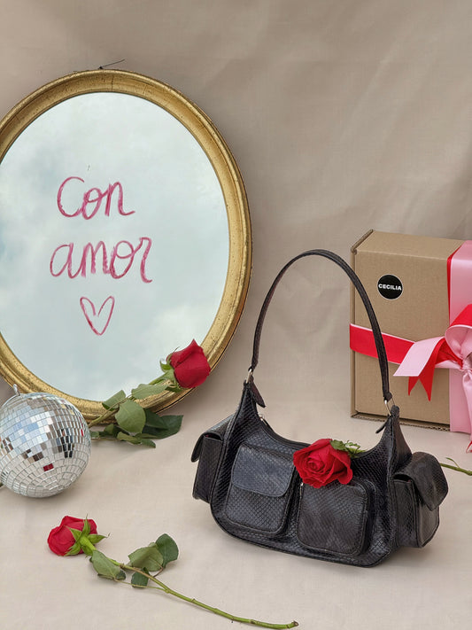 BOLSO DOÑA CARMEN NEGRO TEXTURA - CUERO GENUINO